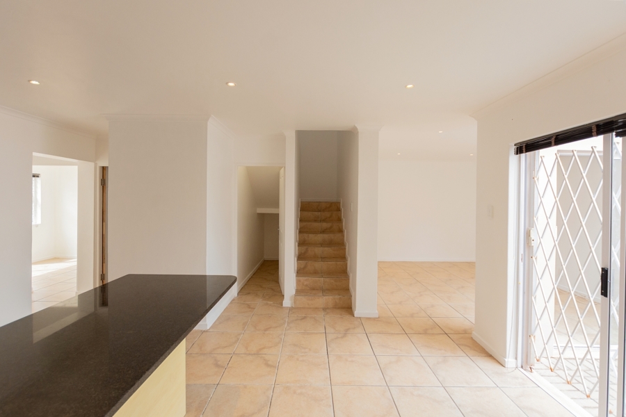 3 Bedroom Property for Sale in Villa Diamante Western Cape